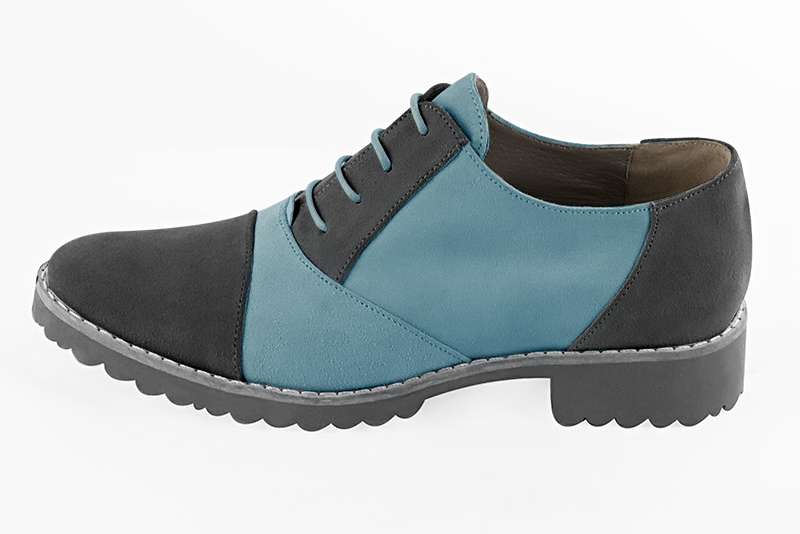 Dark grey and sky blue women's casual lace-up shoes. Round toe. Flat rubber soles. Profile view - Florence KOOIJMAN